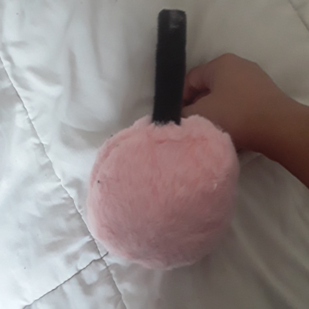 Ear muffs - Picture 2 of 3